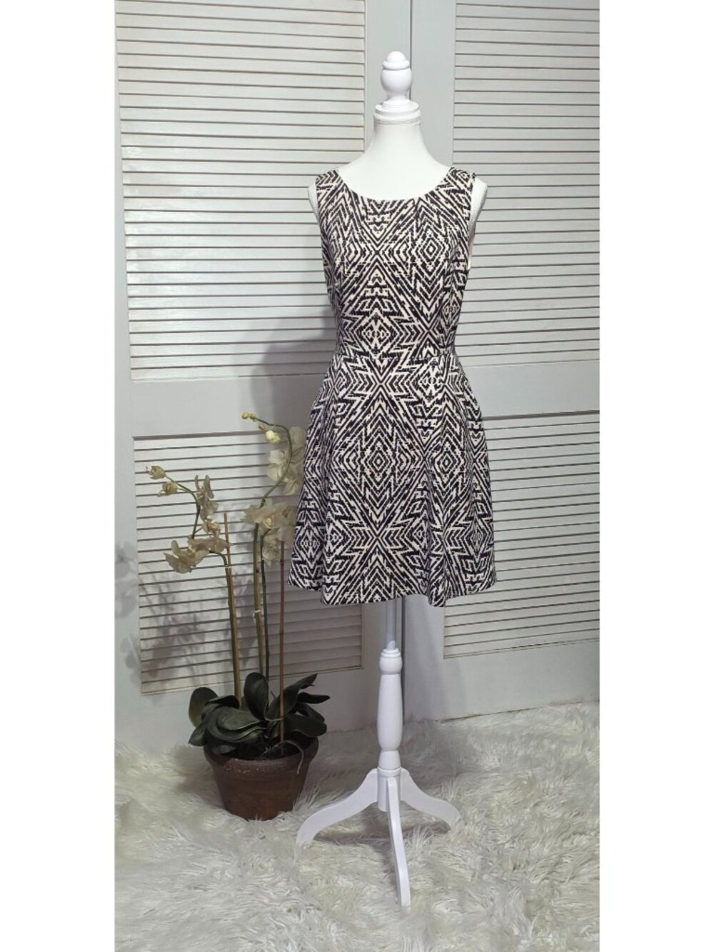 Anthropologie Maeve Womens Black Cream Geometric Print Skater Dress Size 10 3863